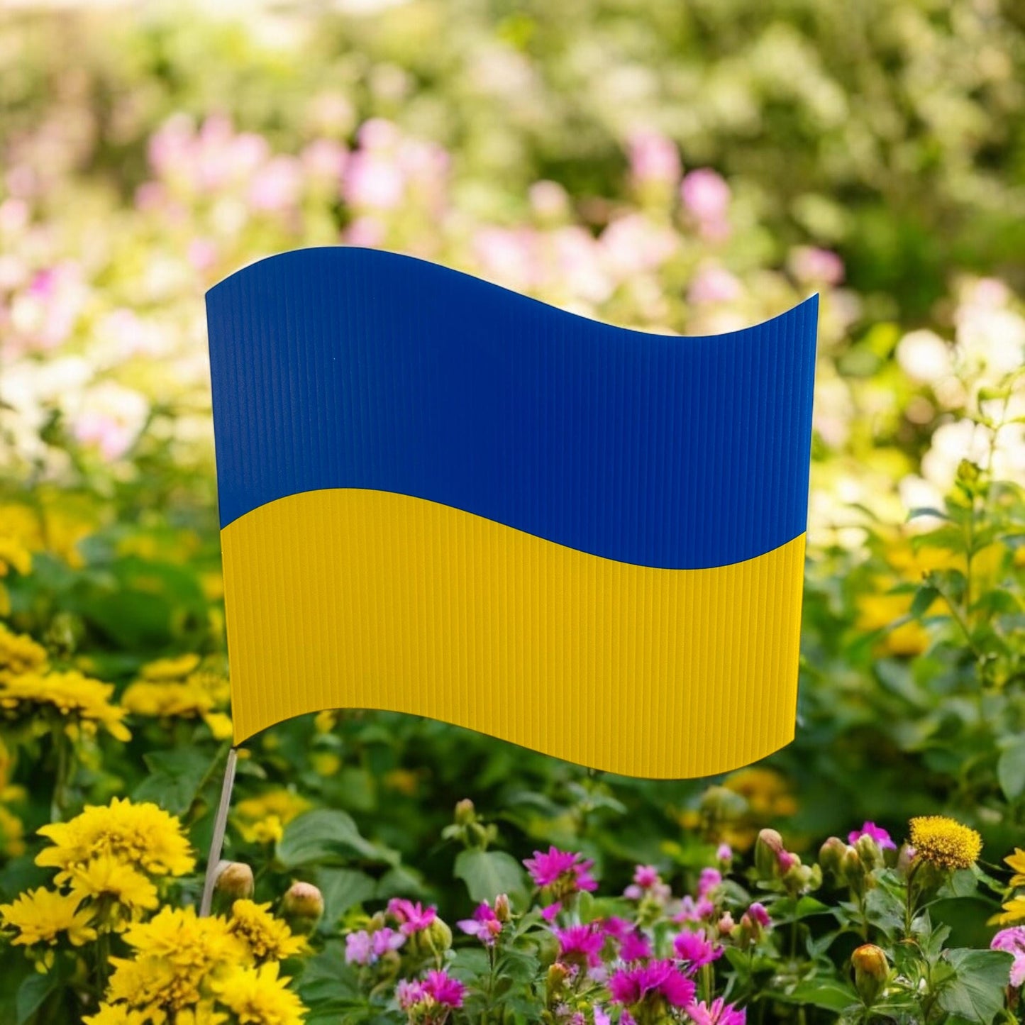 Ukraine Flag Sign, Indoor, Yard Signs Decoration, Patriotic Heart Lawn Art with Metal Stakes, Stand with Ukraine, Outdoor Patriotic Decor