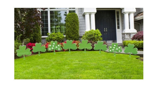 St. Patrick's Day Lawn Decor: Green Clover Outdoor Decorations