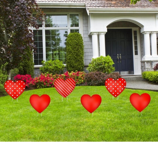 Valentines Day Party Lawn Decorations Set of 6 Red Heart Signs Outdoor Valentines Lawn Cutouts Garden Banner Art with Metal Stakes