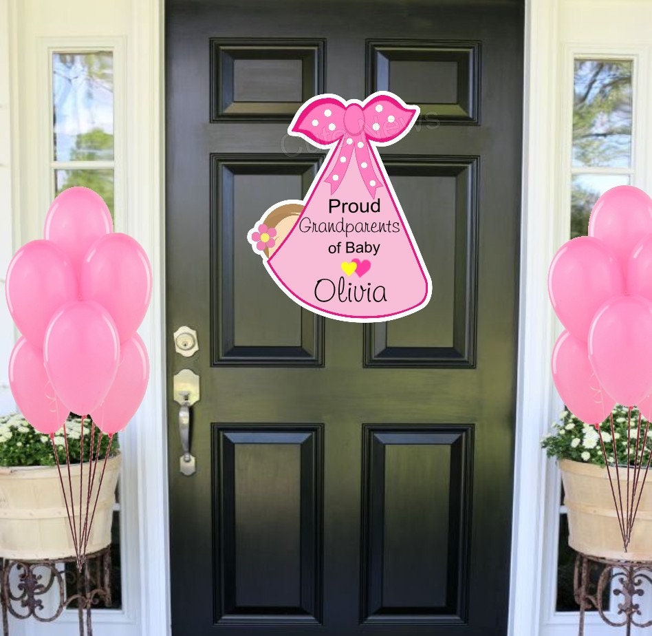 Proud Grandparents Sign New Grandma Grandpa Door Hanger Decoration Custom Gift from Grandchildren Personalized Baby Welcome Newborn Banner