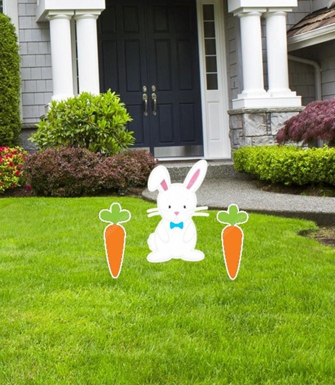 Personalized Easter Bunny Lawn Sign: Outdoor Yard Decor
