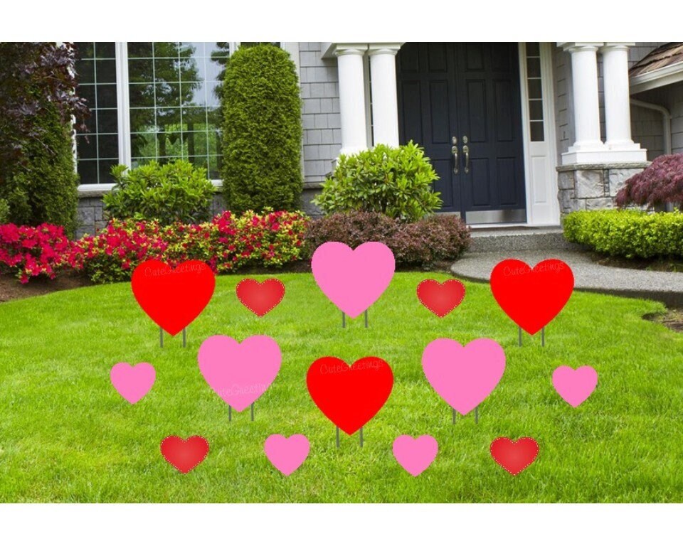 Valentines Day Heart Yard Signs: Pink & Red Outdoor Decoration