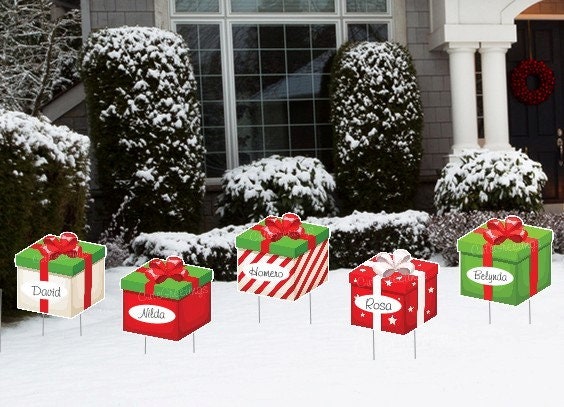 Presents Yard Sign Set: Christmas Lawn Decoration
