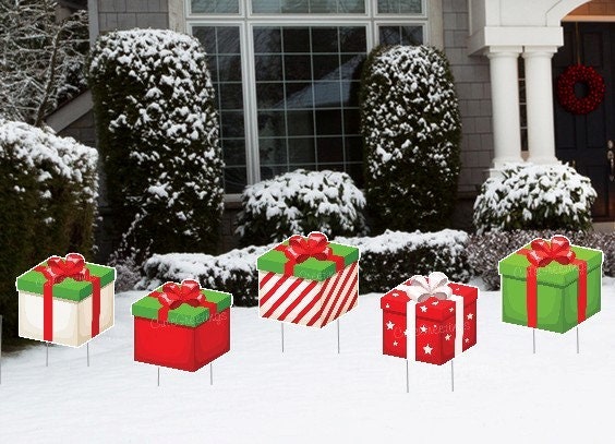 Personalized Snowman Christmas Yard Signs: Holiday Outdoor Decor