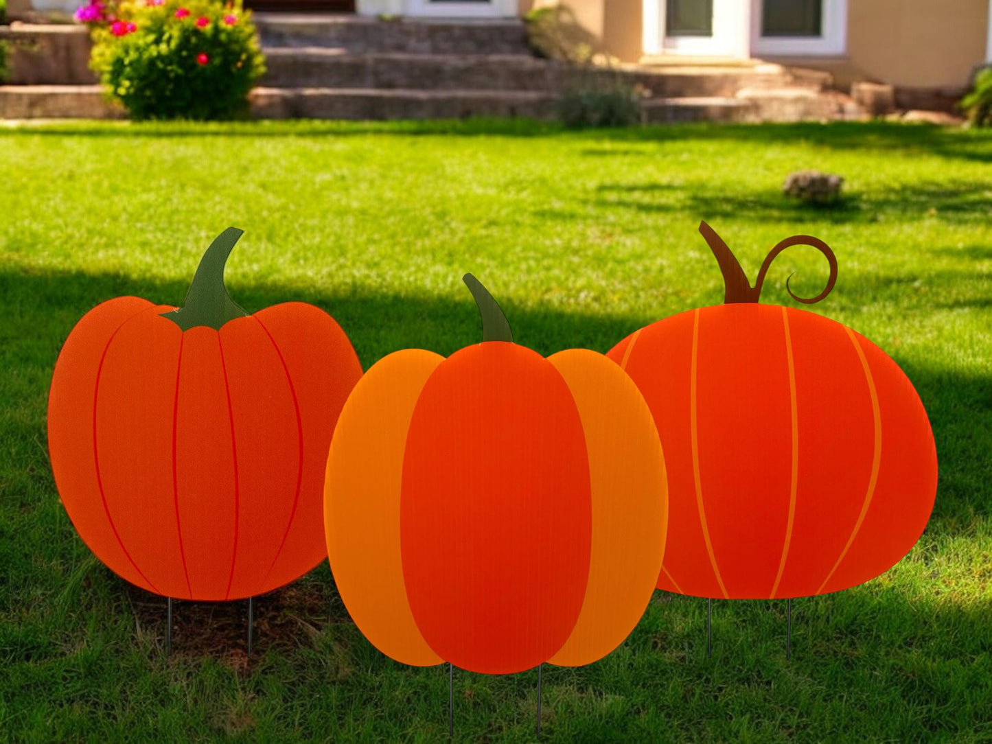 St. Patrick's Day Lawn Decor: Shamrock Yard Signs with Stakes - Outdoor Decorations