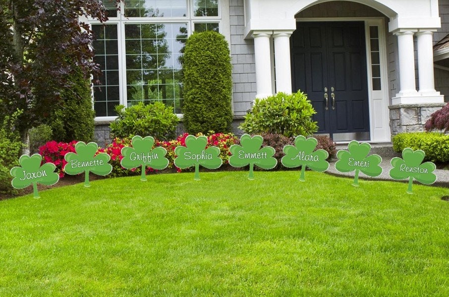 St. Patrick's Day Shamrock Yard Art: Clover Outdoor Lawn Decor