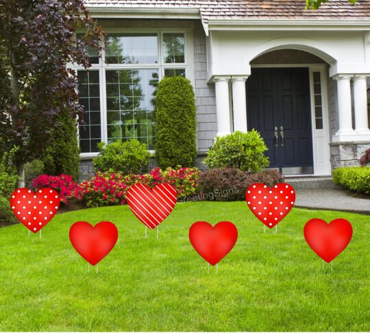 Valentines Day Hearts Yard Decorations Set of 6 Signs Outdoor Valentines Lawn Cutouts Garden Art Love Me Party Decor with Metal Stakes