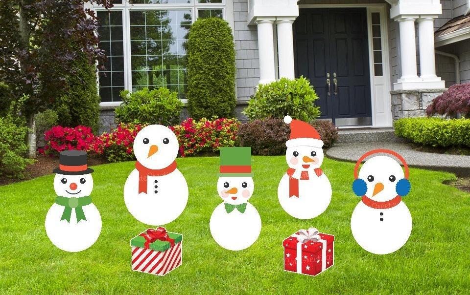 Personalized Snowman Yard Sign: 7 Piece Christmas Decoration Set